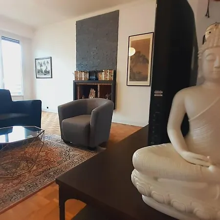 Calme, Lumineux Et Spacieux. Angers. Apartment