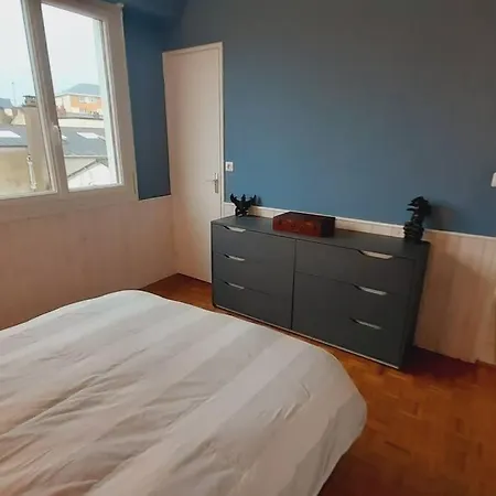 Calme, Lumineux Et Spacieux. Angers. Apartment